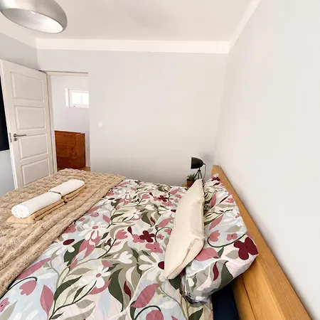 Viola Apartman *
